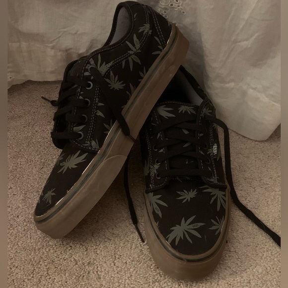 NWOT Men’s Vans, size 11 - Picture 3 of 4